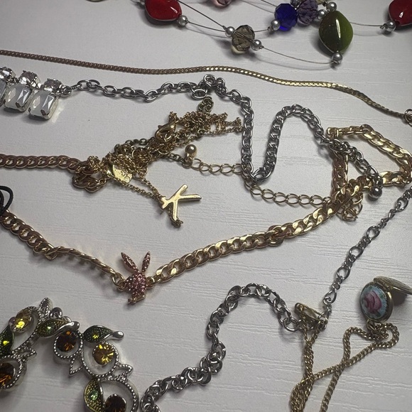 Jewelry Bundle, Rings, Necklaces, Bracelets Including Vintage Tweety Bird Box - Picture 4 of 16